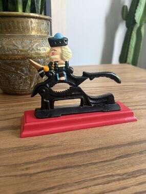 Vintage Nutcracker Cast Iron Paul Revere Hand Painted Nut Cracker